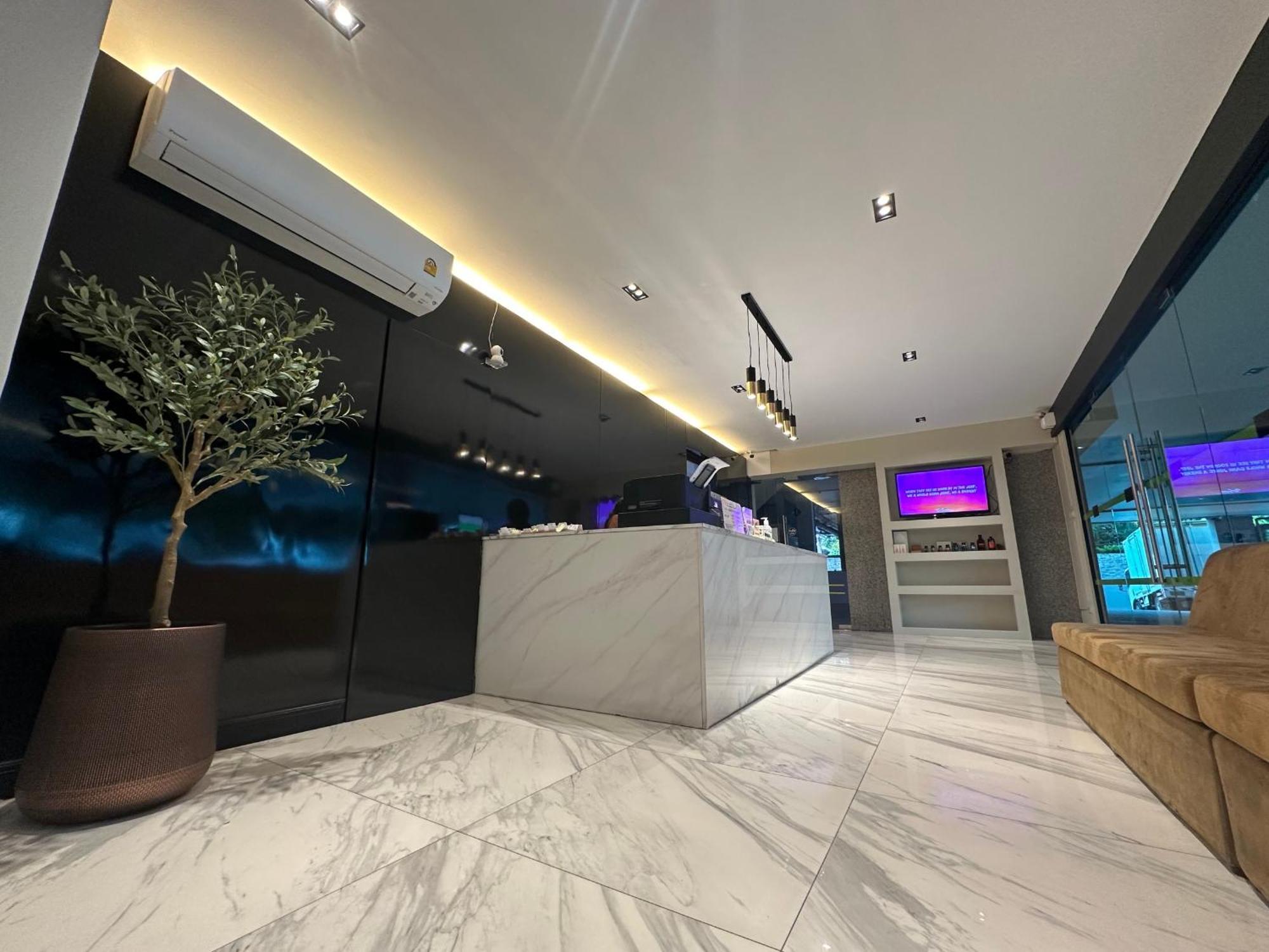 Ck2 Hotel Бангкок Экстерьер фото